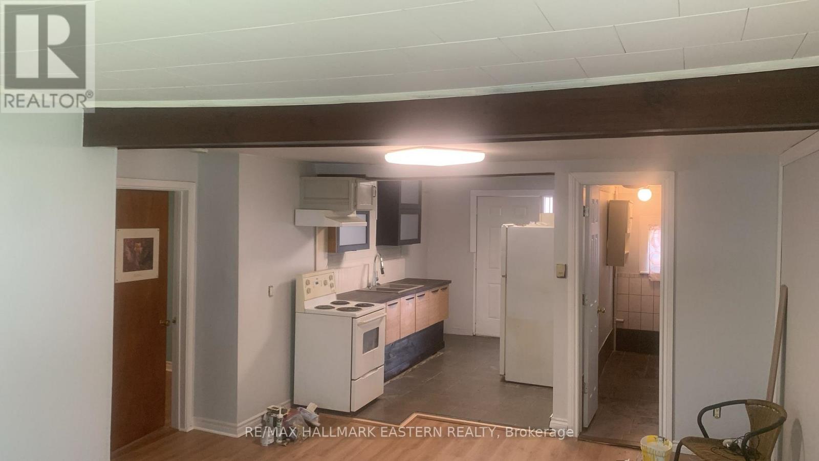 384 King Street W, Cobourg, Ontario  K9A 2N7 - Photo 8 - X12423146