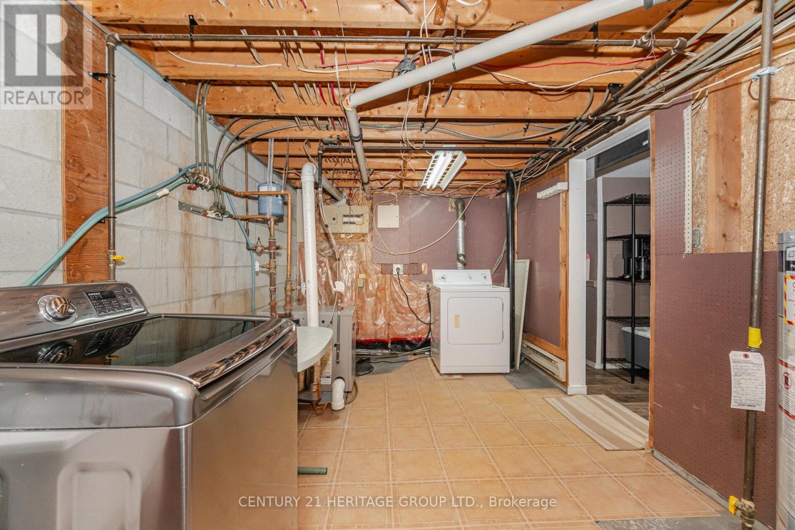 72 Osborn Street, Essa, Ontario  L0M 1B0 - Photo 24 - N12419272