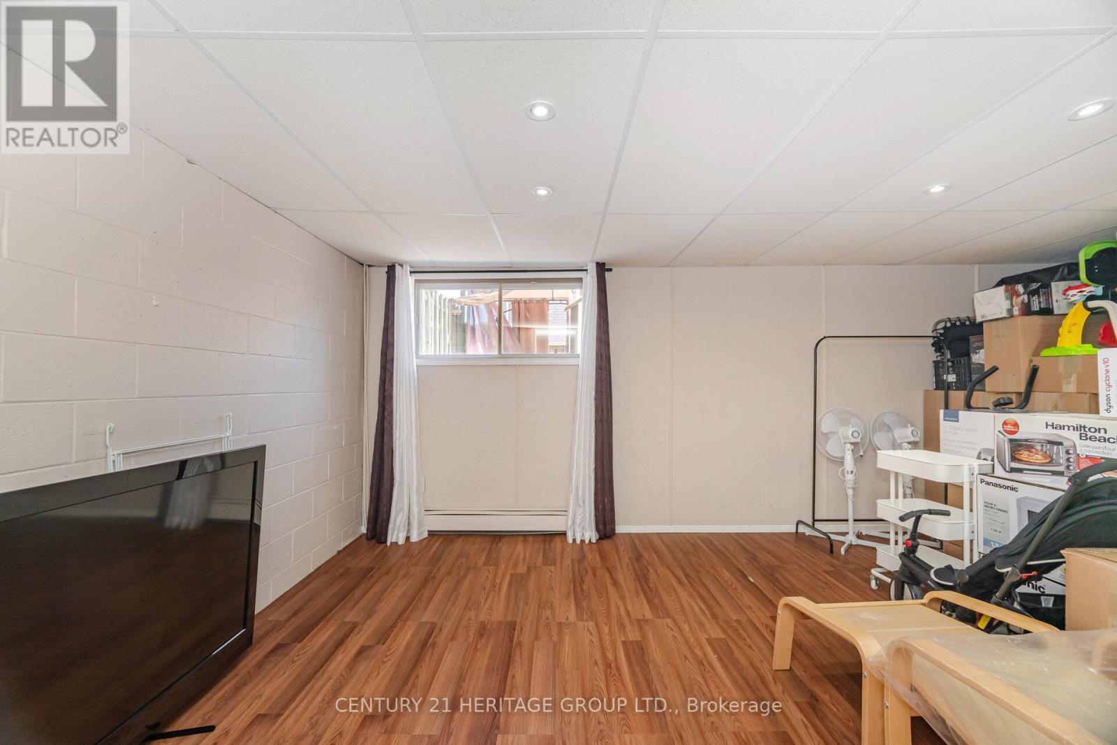 72 Osborn Street, Essa, Ontario  L0M 1B0 - Photo 22 - N12419272