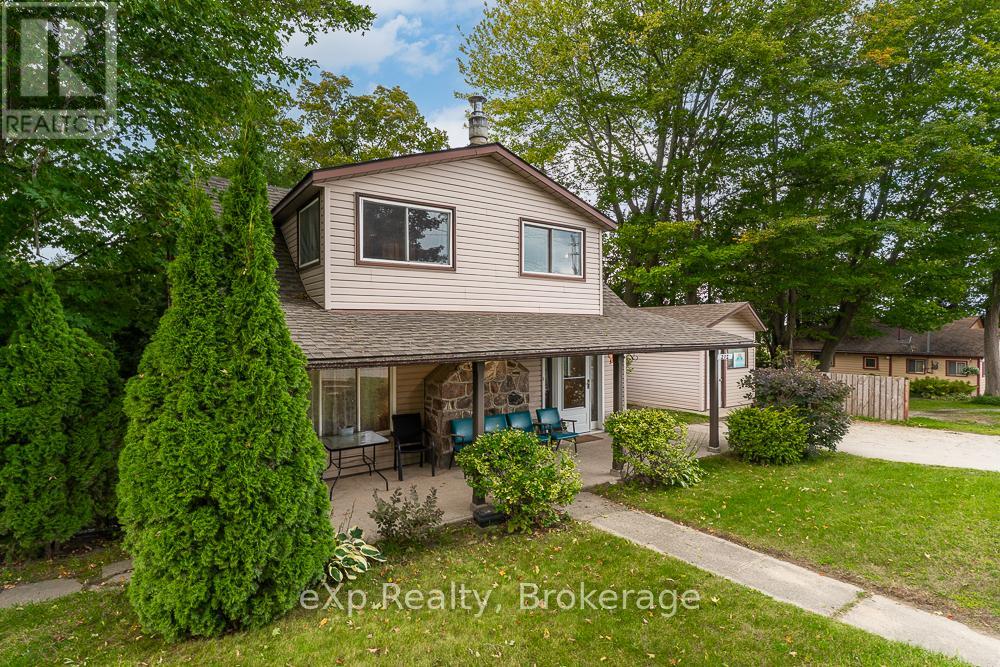 212 Green Street, Saugeen Shores, Ontario  N0H 2C0 - Photo 5 - X12391568