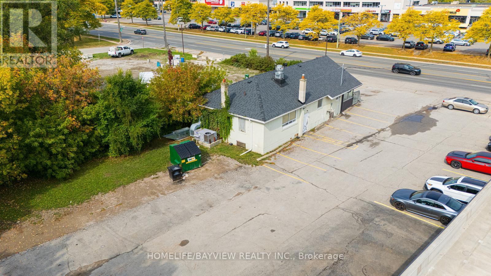 5775 Highway 7 E, Markham, Ontario  L3P 1A5 - Photo 17 - N12418230