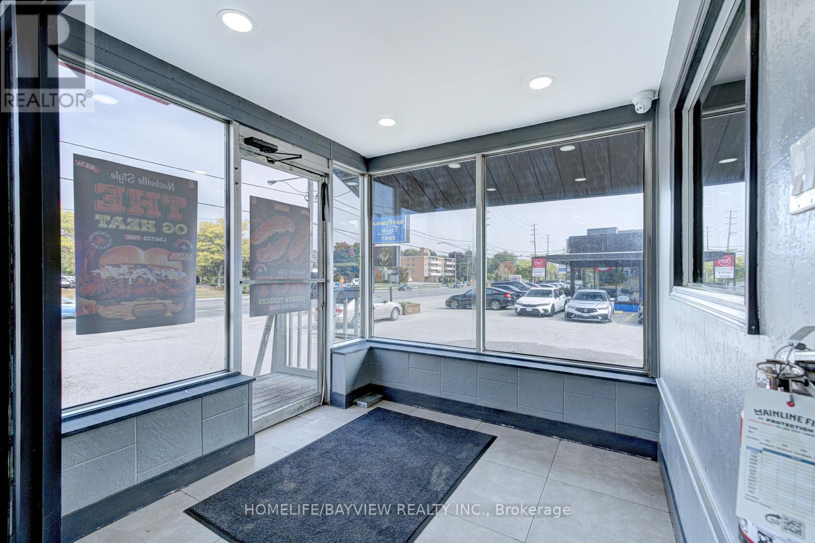 5775 Highway 7 E, Markham, Ontario  L3P 1A5 - Photo 28 - N12418230