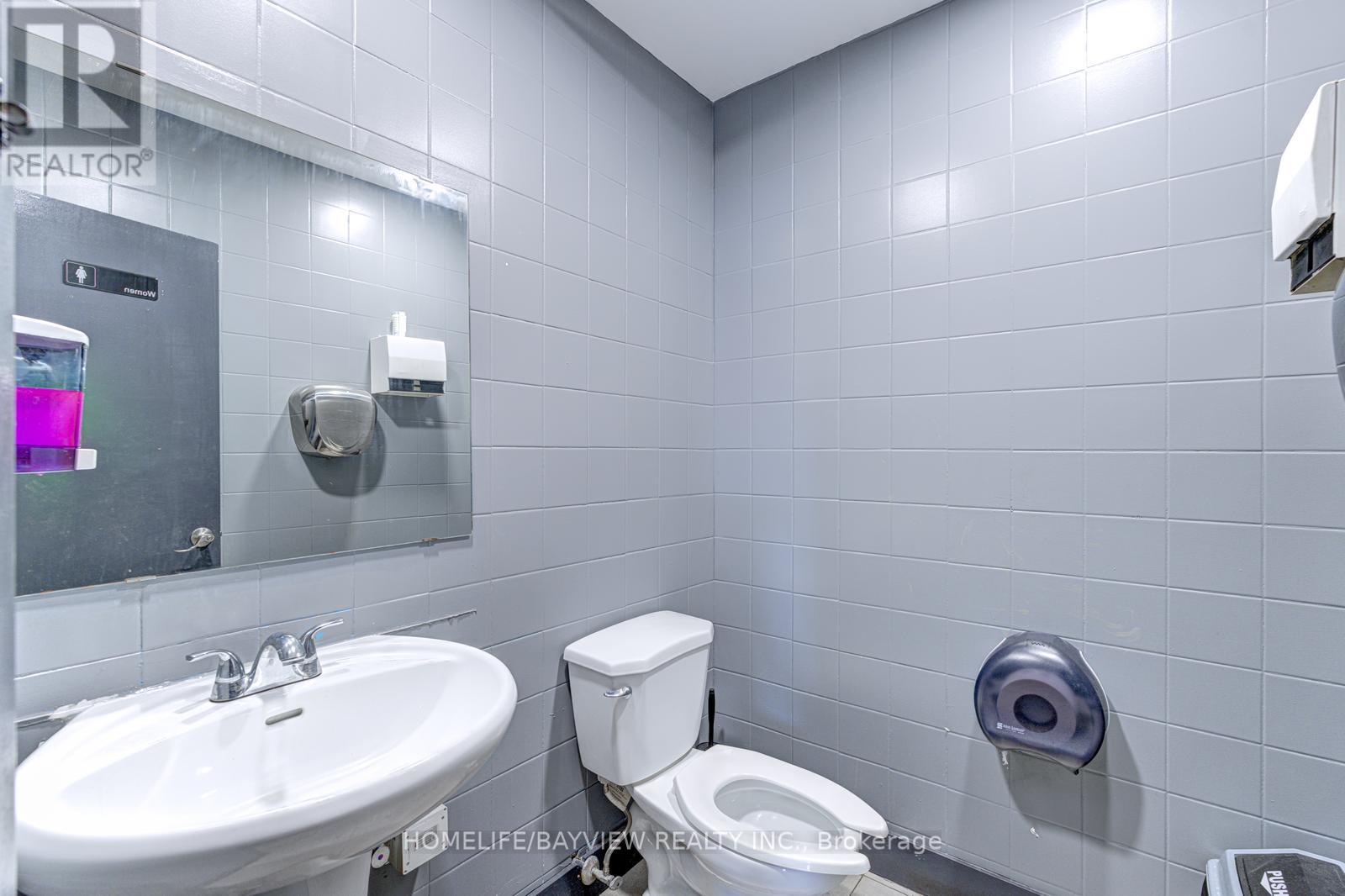 5775 Highway 7 E, Markham, Ontario  L3P 1A5 - Photo 36 - N12418230