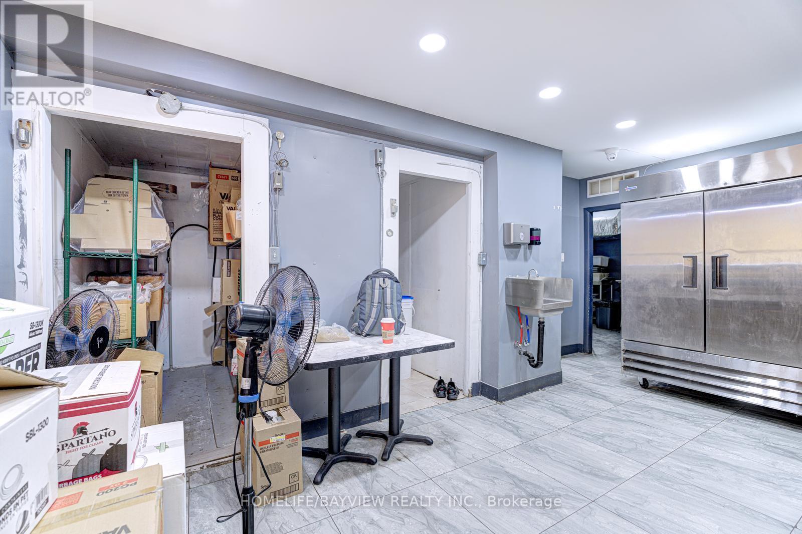5775 Highway 7 E, Markham, Ontario  L3P 1A5 - Photo 38 - N12418230