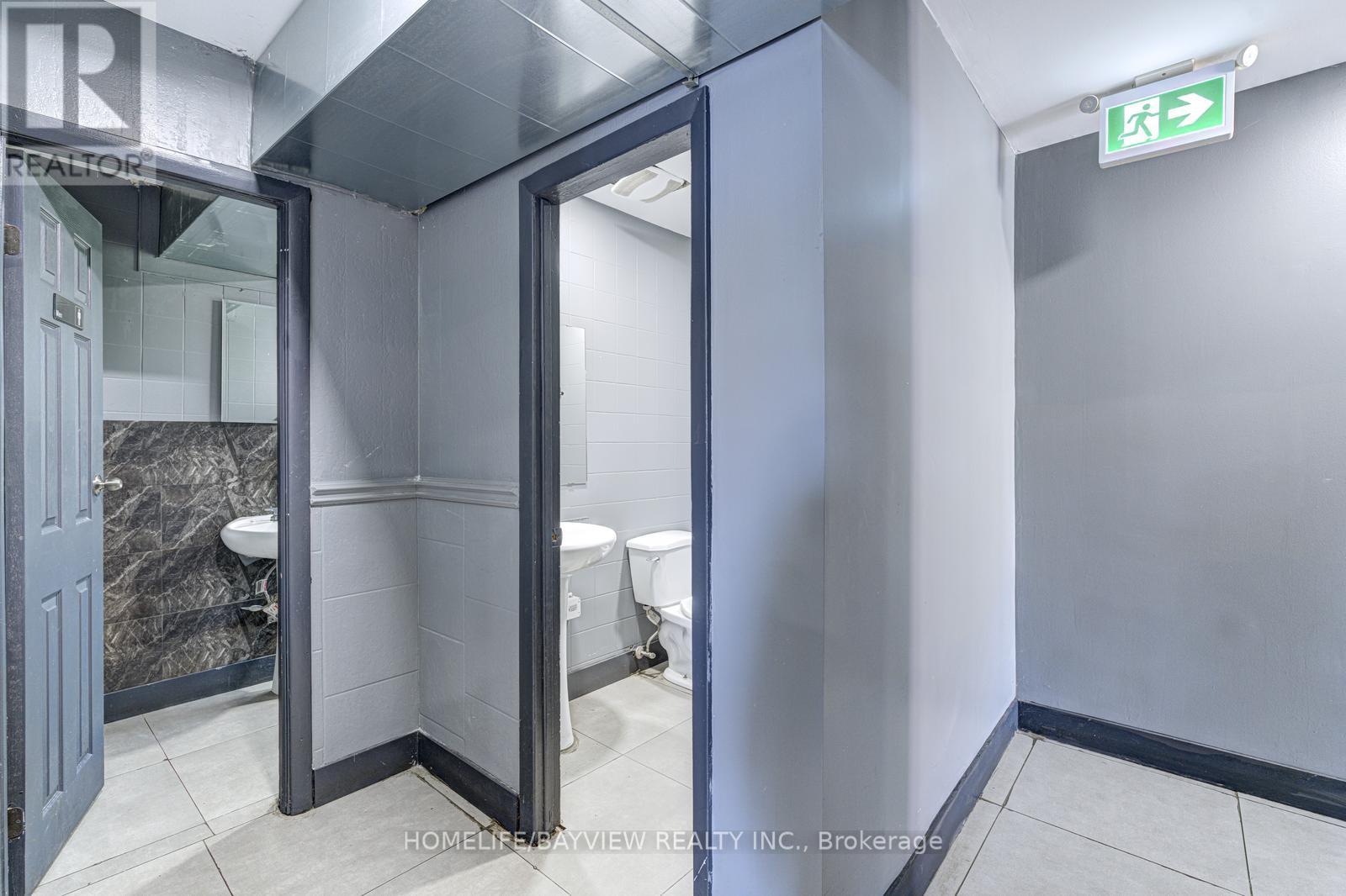 5775 Highway 7 E, Markham, Ontario  L3P 1A5 - Photo 35 - N12418230