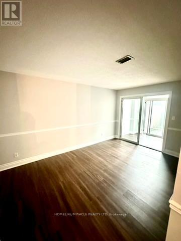 109 - 155 Hillcrest Avenue, Mississauga, Ontario  L5B 3Z2 - Photo 13 - W12416334