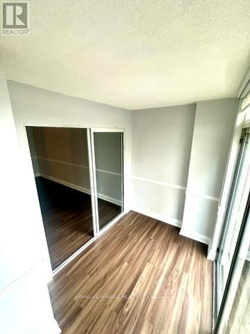 109 - 155 Hillcrest Avenue, Mississauga, Ontario  L5B 3Z2 - Photo 14 - W12416334