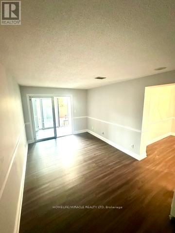 109 - 155 Hillcrest Avenue, Mississauga, Ontario  L5B 3Z2 - Photo 12 - W12416334