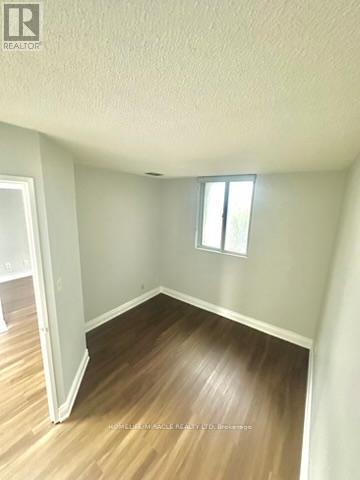 109 - 155 Hillcrest Avenue, Mississauga, Ontario  L5B 3Z2 - Photo 20 - W12416334