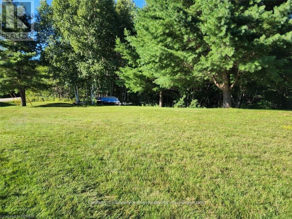 24 Villeneuve Crescent, West Nipissing (Sturgeon Falls), Ontario  P2B 3G8 - Photo 8 - X12423082
