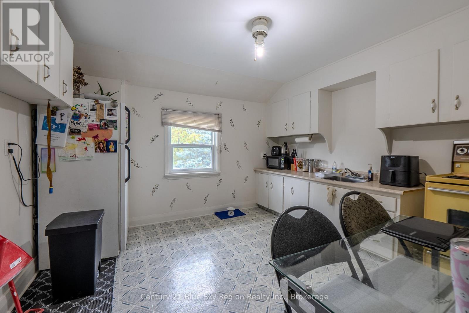 242 Princess Street E, North Bay, Ontario  P1B 1P9 - Photo 34 - X12423128