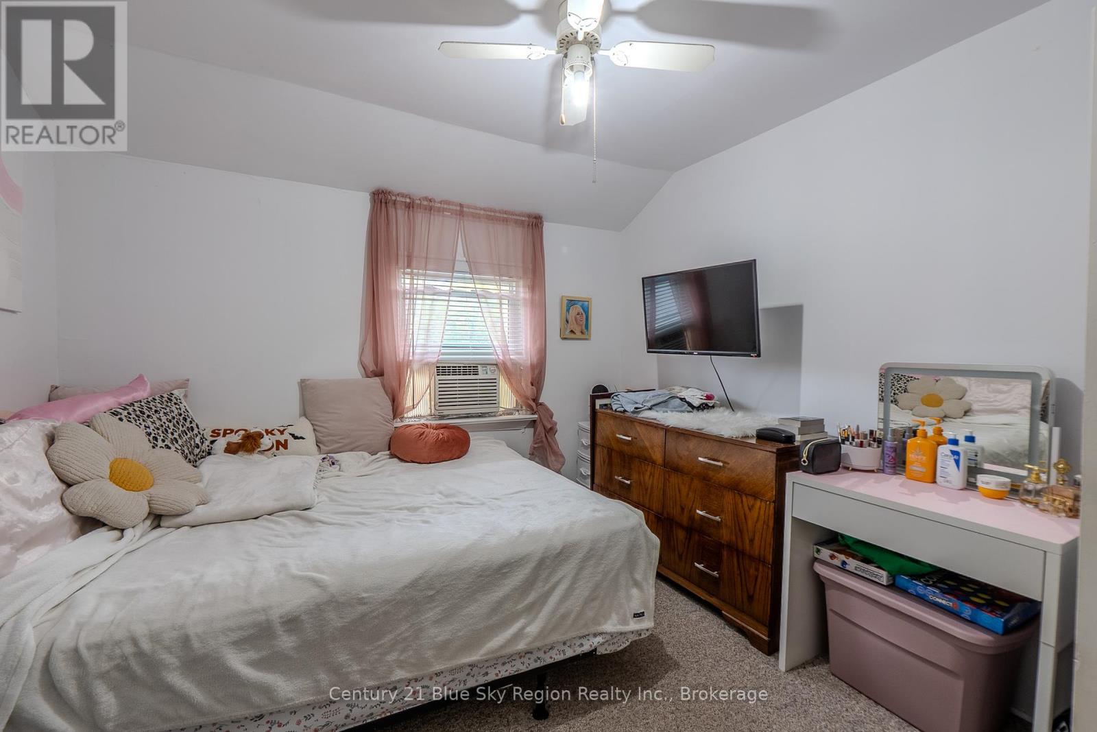 242 Princess Street E, North Bay, Ontario  P1B 1P9 - Photo 42 - X12423128