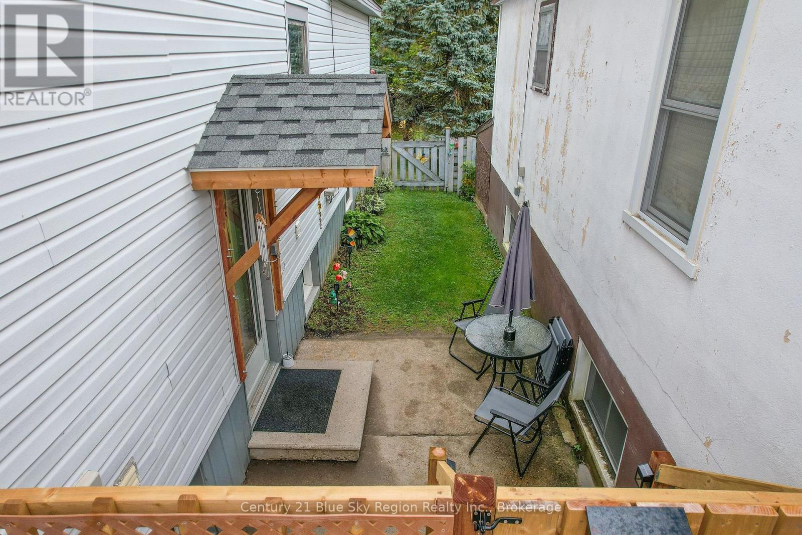 242 Princess Street E, North Bay, Ontario  P1B 1P9 - Photo 5 - X12423128