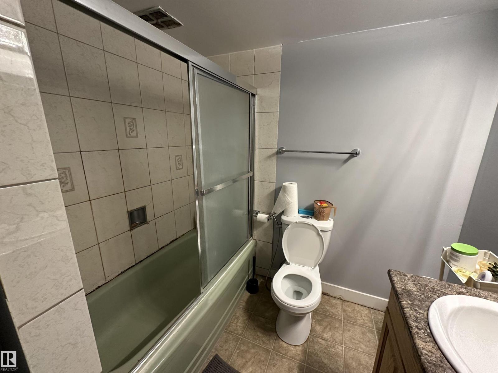 #75 8735 165 St Nw, Edmonton, Alberta  T5R 2R6 - Photo 7 - E4459171