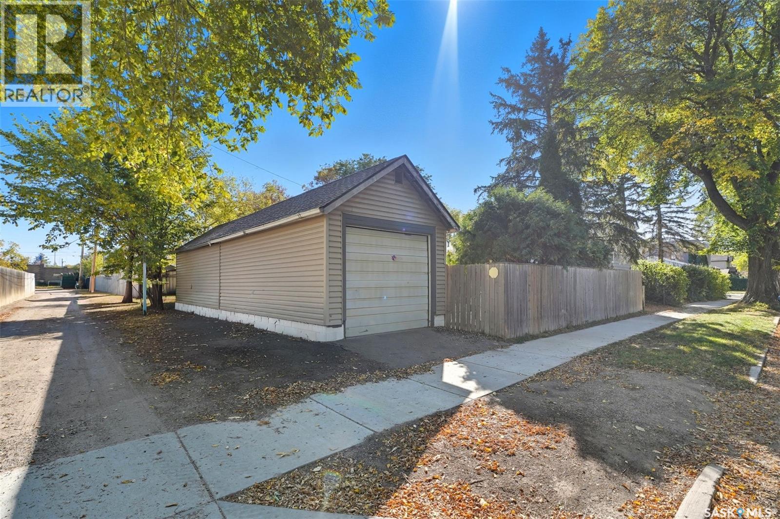 517 Isabella Street W, Saskatoon, Saskatchewan  S7M 0E3 - Photo 30 - SK019225