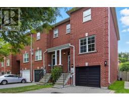 568 LEGRESLEY LANE, Newmarket, Ontario