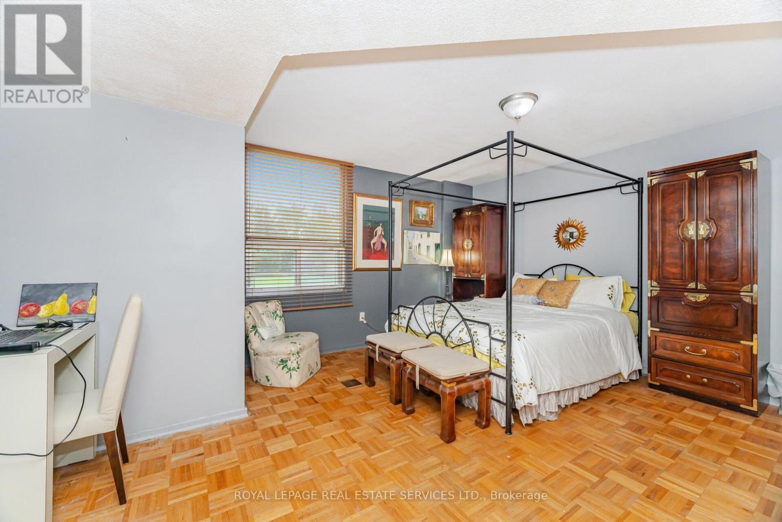 303 - 10 Edgecliff Golfway, Toronto, Ontario  M3C 3A3 - Photo 16 - C12423083