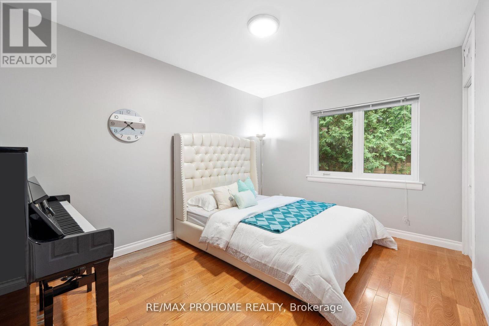 39 Addison Crescent, Toronto, Ontario  M3B 1K7 - Photo 20 - C12423087