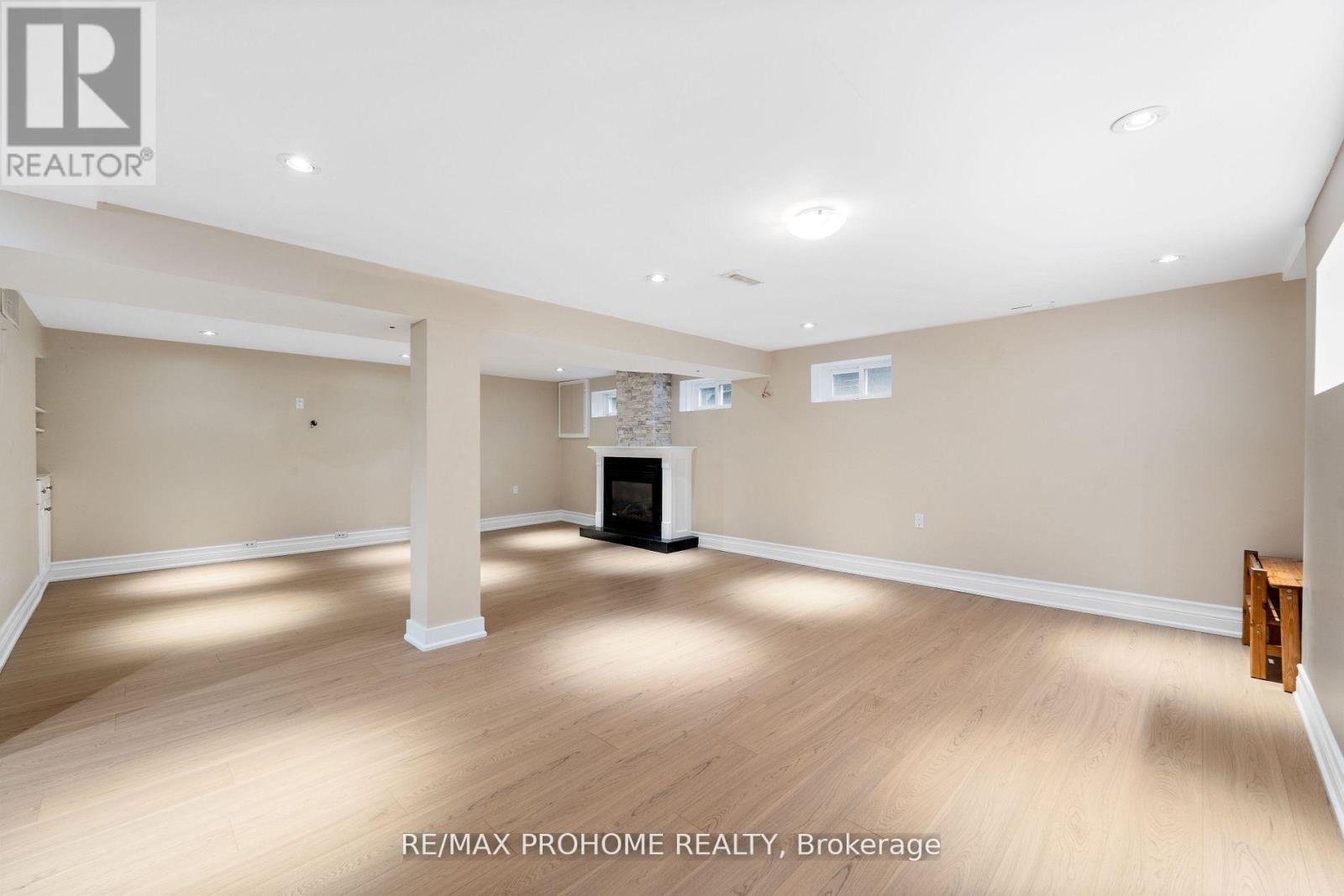 39 Addison Crescent, Toronto, Ontario  M3B 1K7 - Photo 33 - C12423087