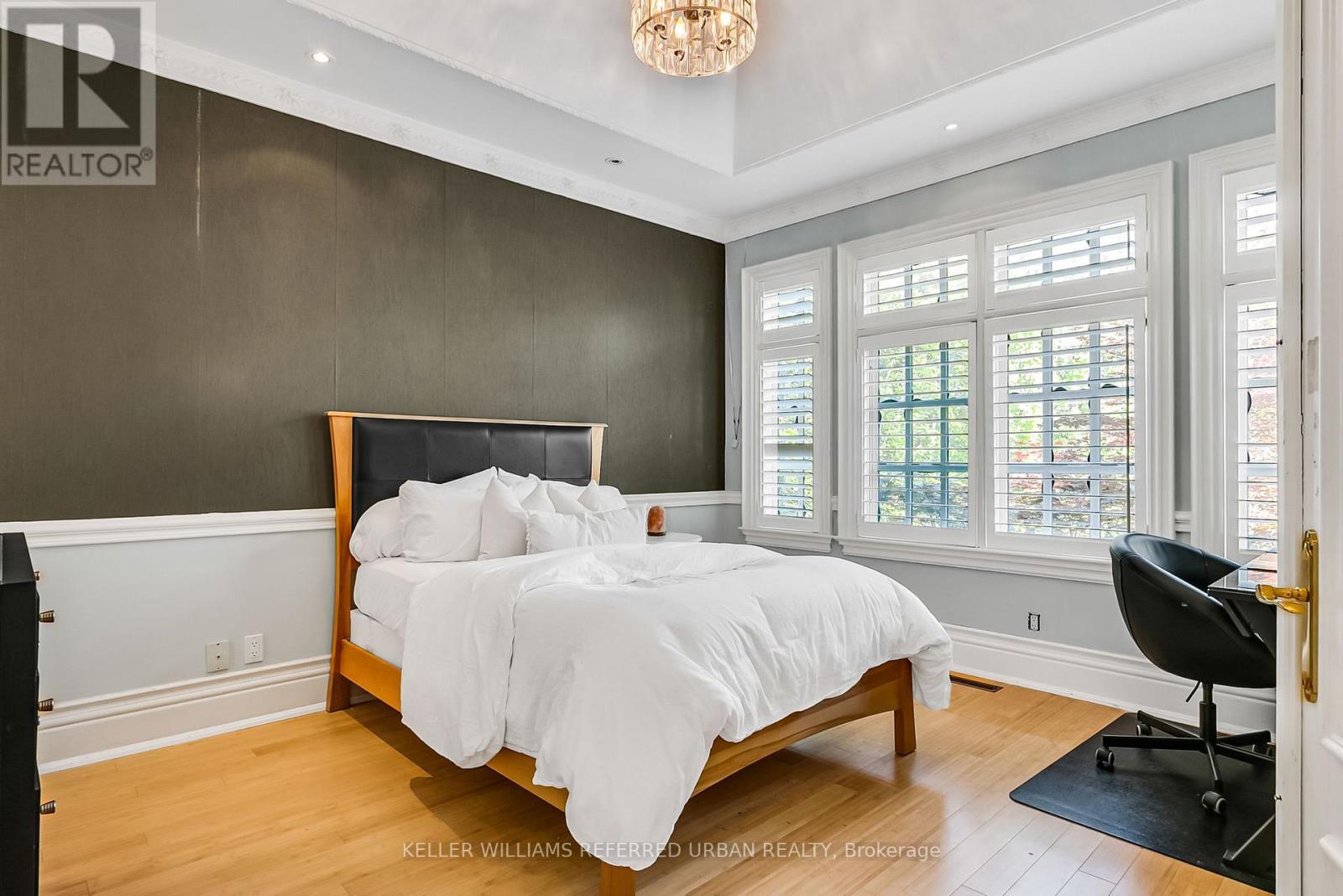 45 Mathersfield Drive, Toronto, Ontario  M4W 3W4 - Photo 17 - C12423107