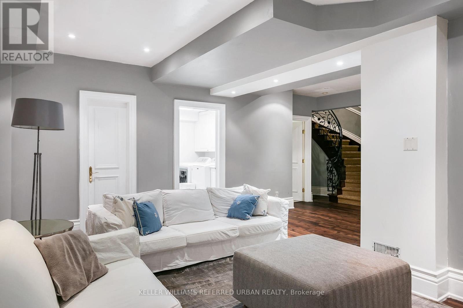 45 Mathersfield Drive, Toronto, Ontario  M4W 3W4 - Photo 24 - C12423107