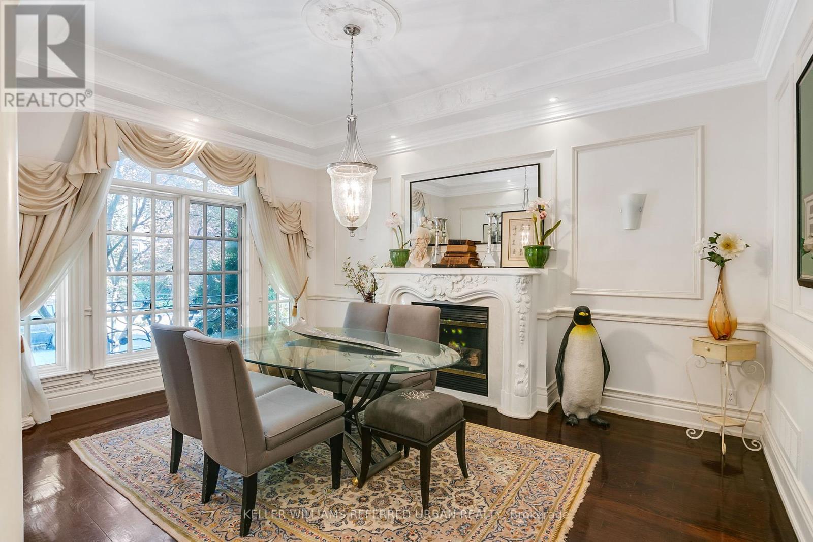 45 Mathersfield Drive, Toronto, Ontario  M4W 3W4 - Photo 5 - C12423107