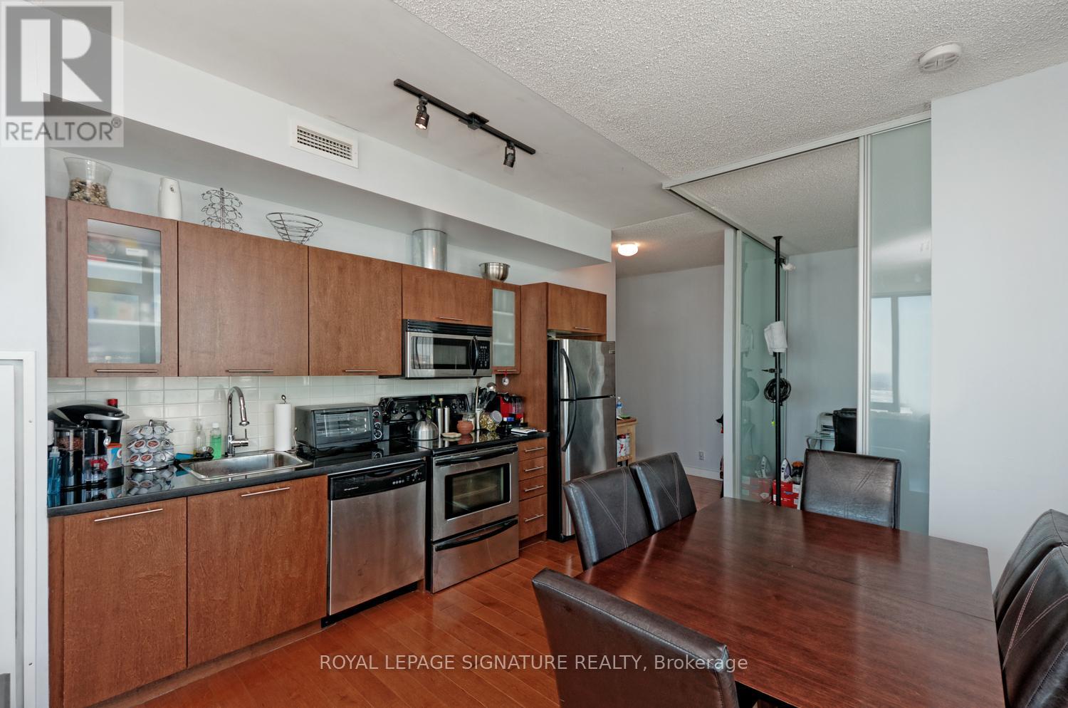 2504 - 33 Mill Street, Toronto, Ontario  M5A 3R3 - Photo 13 - C12423115