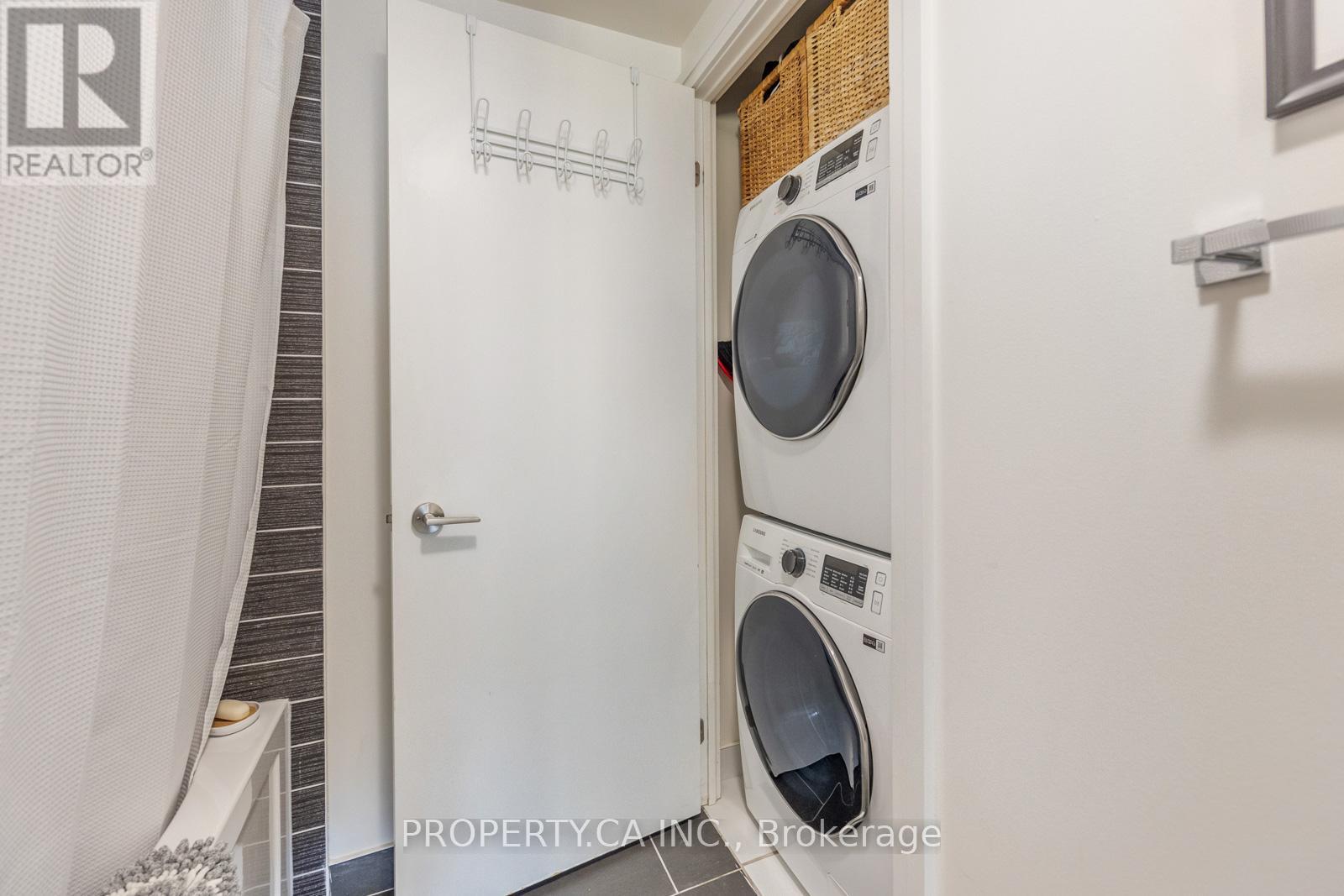 329 - 5 Hanna Avenue, Toronto, Ontario  M6K 0B3 - Photo 10 - C12423144