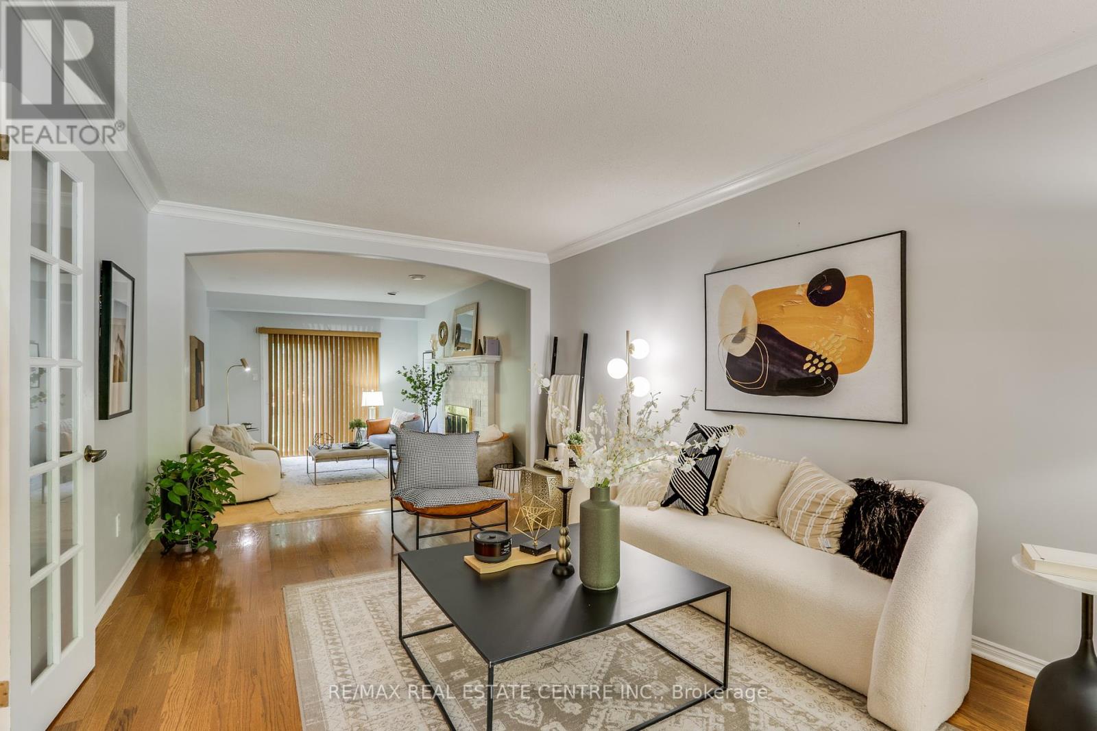 66 Nanette Drive N, London North, Ontario  N5X 3L4 - Photo 5 - X12422215