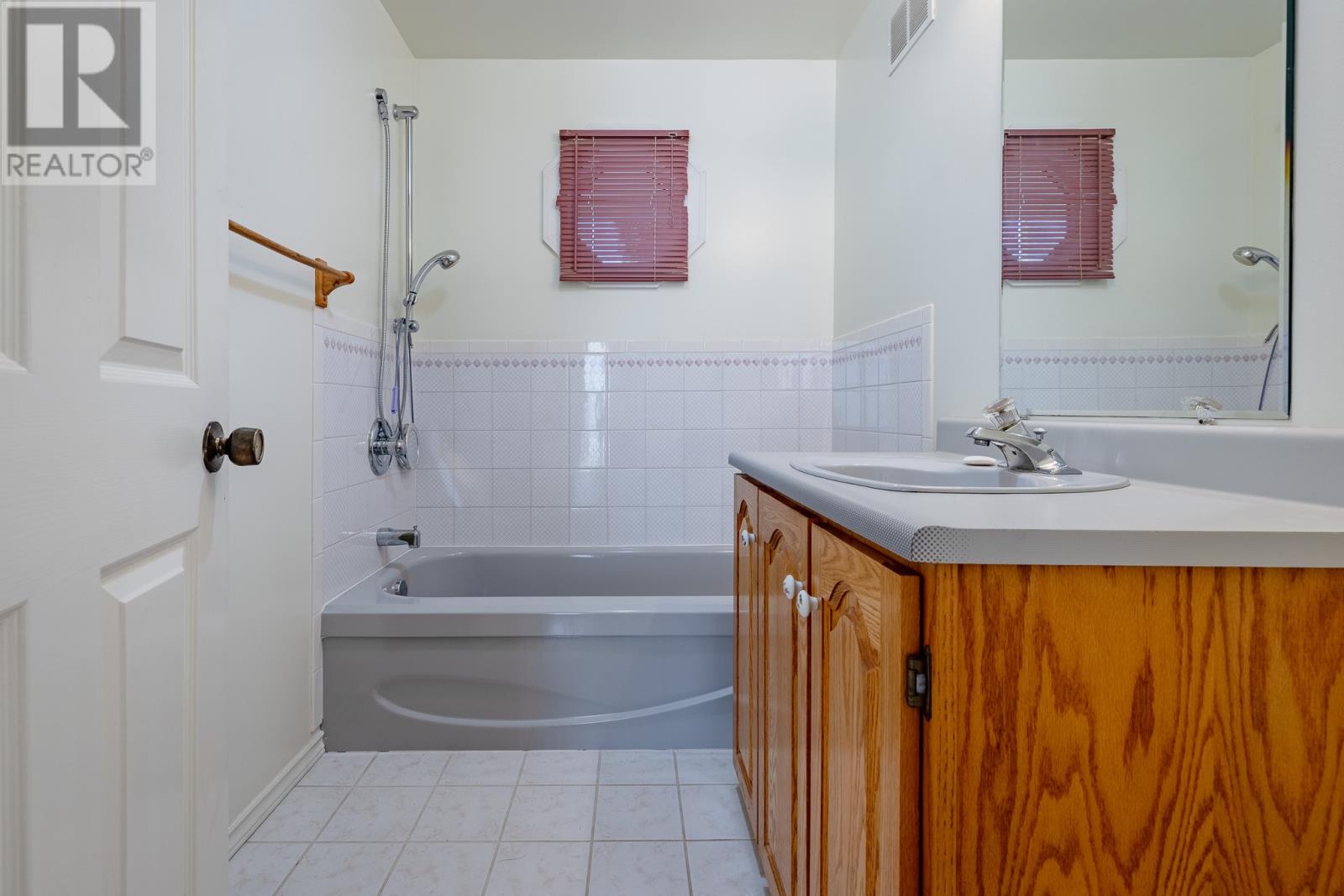 6 Macgregor Place, Corner Brook, Newfoundland & Labrador  A2H 7B7 - Photo 11 - 1290799