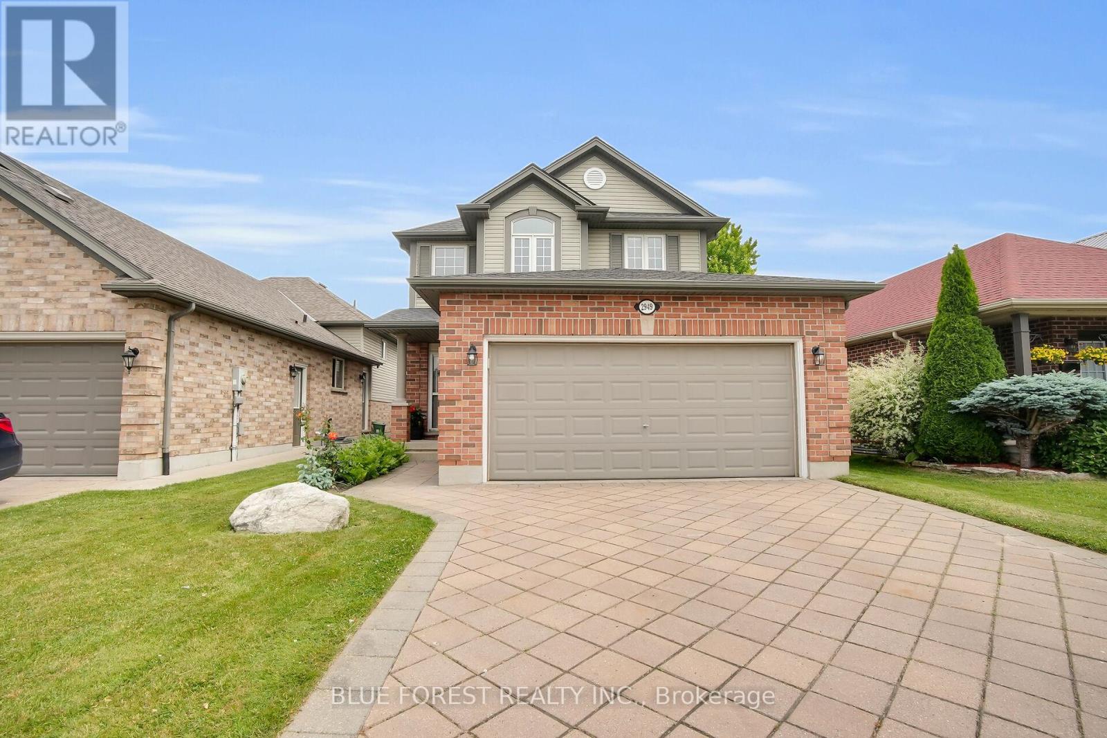 2949 Meadowgate Boulevard, London South, Ontario  N6M 1L3 - Photo 2 - X12423162