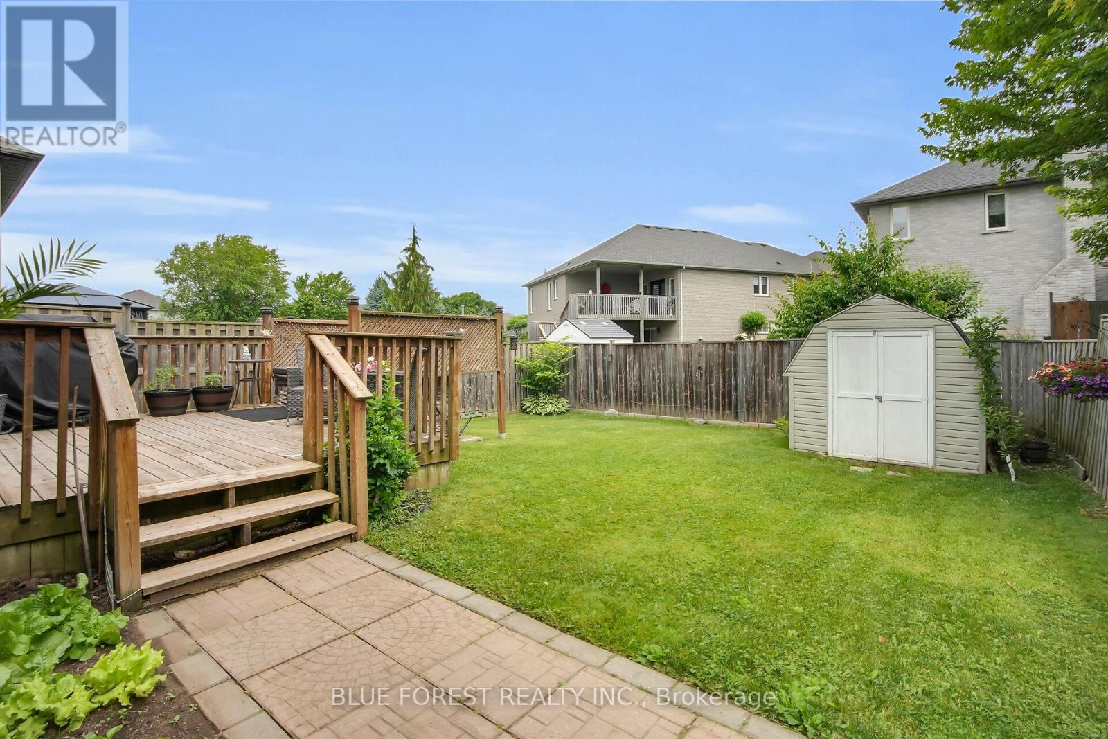 2949 Meadowgate Boulevard, London South, Ontario  N6M 1L3 - Photo 33 - X12423162