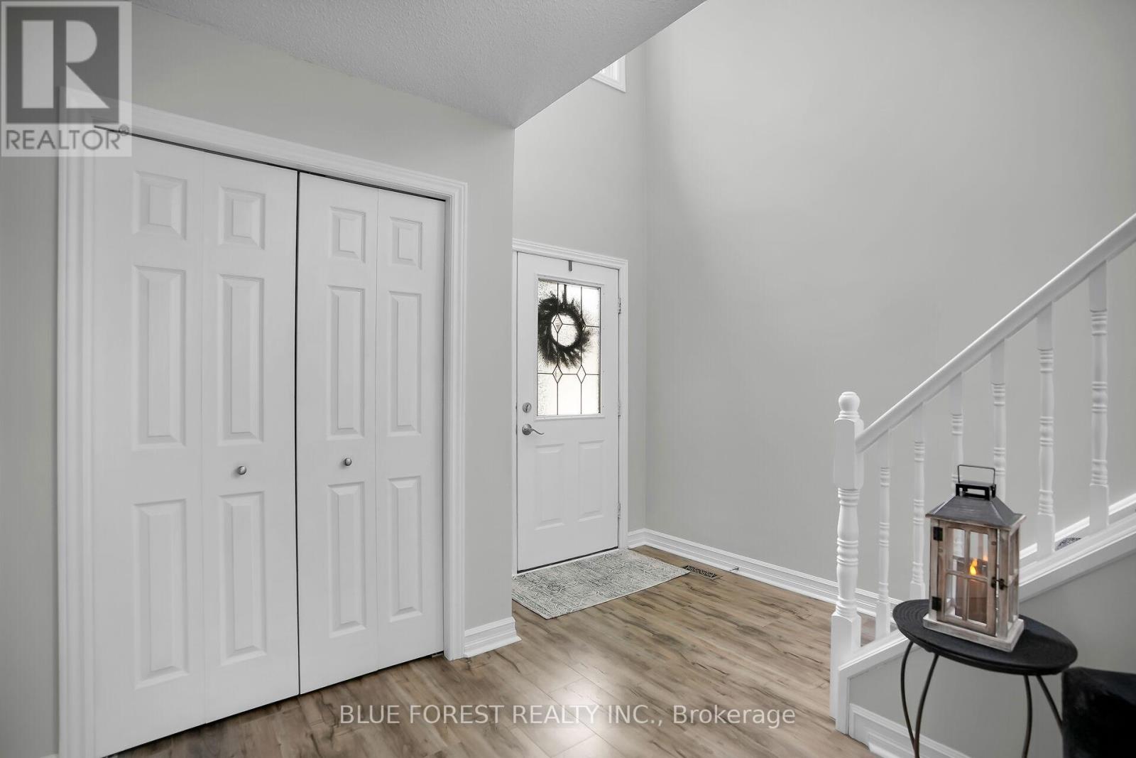 2949 Meadowgate Boulevard, London South, Ontario  N6M 1L3 - Photo 4 - X12423162