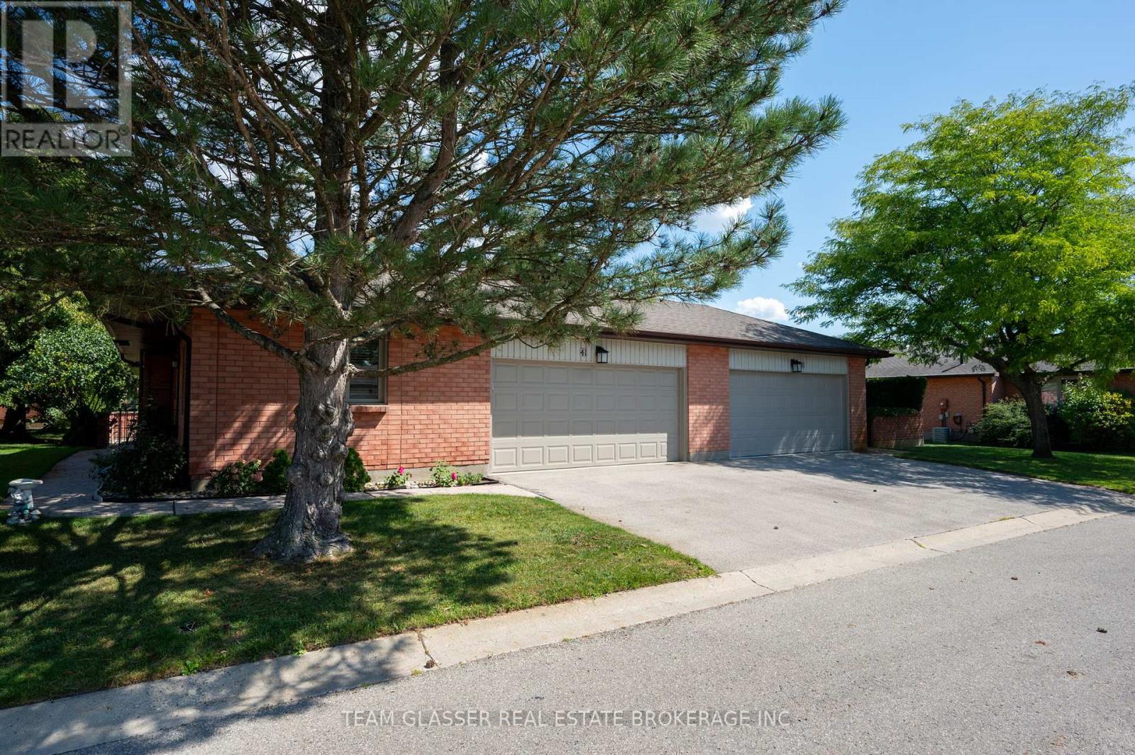 41 - 55 Fiddlers Green Road, London North, Ontario  N6H 4T8 - Photo 3 - X12423246