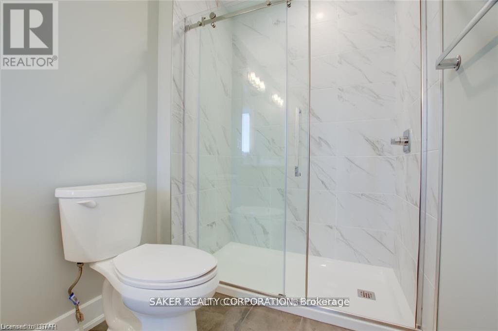 58 - 601 Lions Park Drive, Strathroy-Caradoc, Ontario  N0L 1W0 - Photo 15 - X12423295