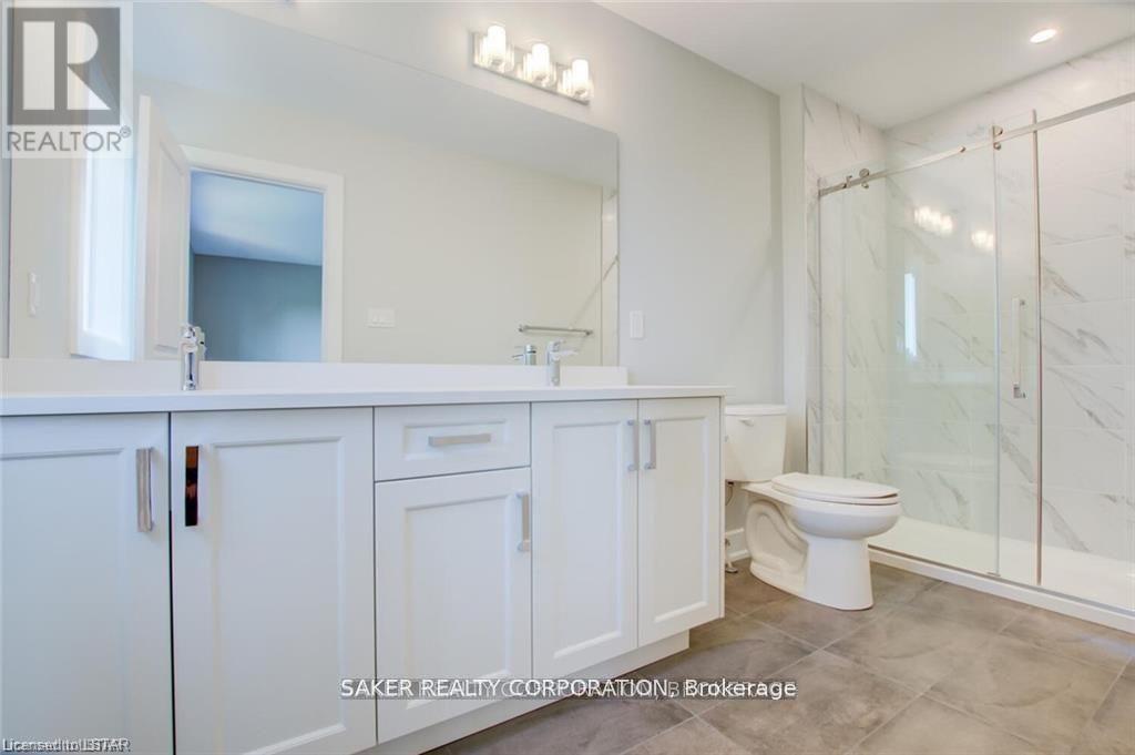 58 - 601 Lions Park Drive, Strathroy-Caradoc, Ontario  N0L 1W0 - Photo 16 - X12423295