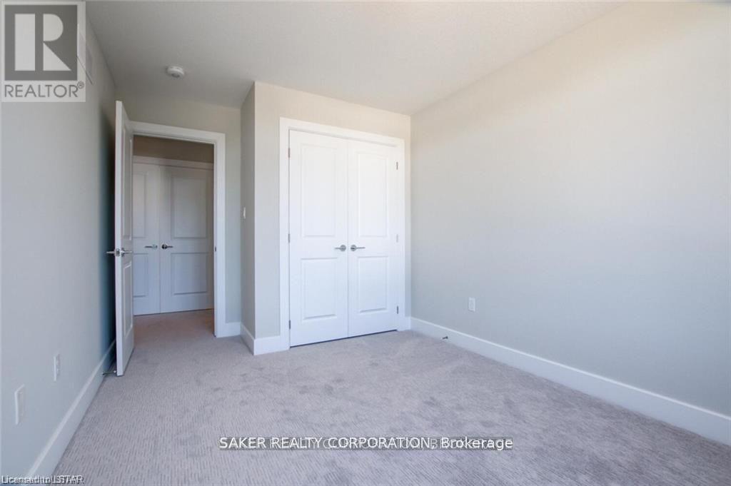 58 - 601 Lions Park Drive, Strathroy-Caradoc, Ontario  N0L 1W0 - Photo 19 - X12423295