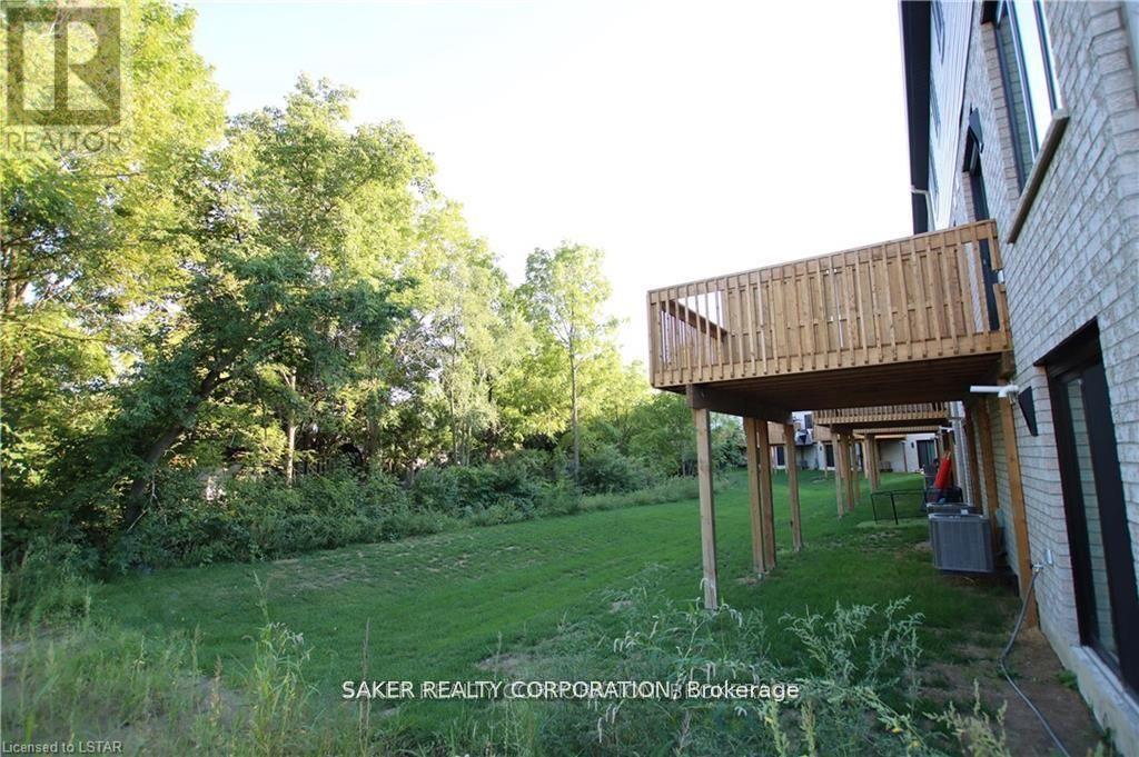 58 - 601 Lions Park Drive, Strathroy-Caradoc, Ontario  N0L 1W0 - Photo 22 - X12423295