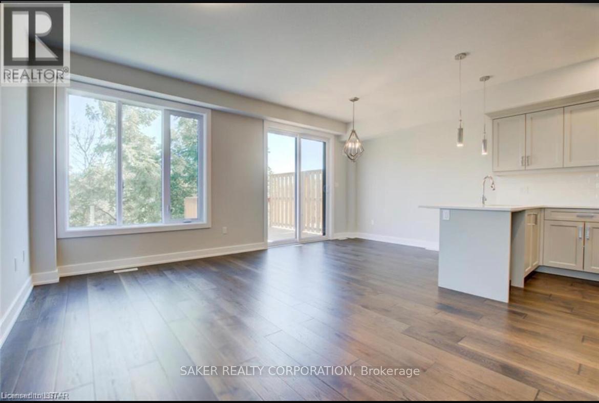 58 - 601 Lions Park Drive, Strathroy-Caradoc, Ontario  N0L 1W0 - Photo 3 - X12423295