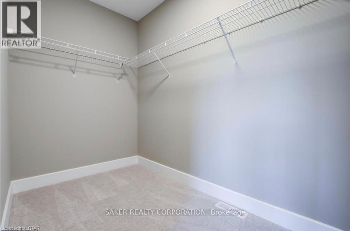 58 - 601 Lions Park Drive, Strathroy-Caradoc, Ontario  N0L 1W0 - Photo 8 - X12423295