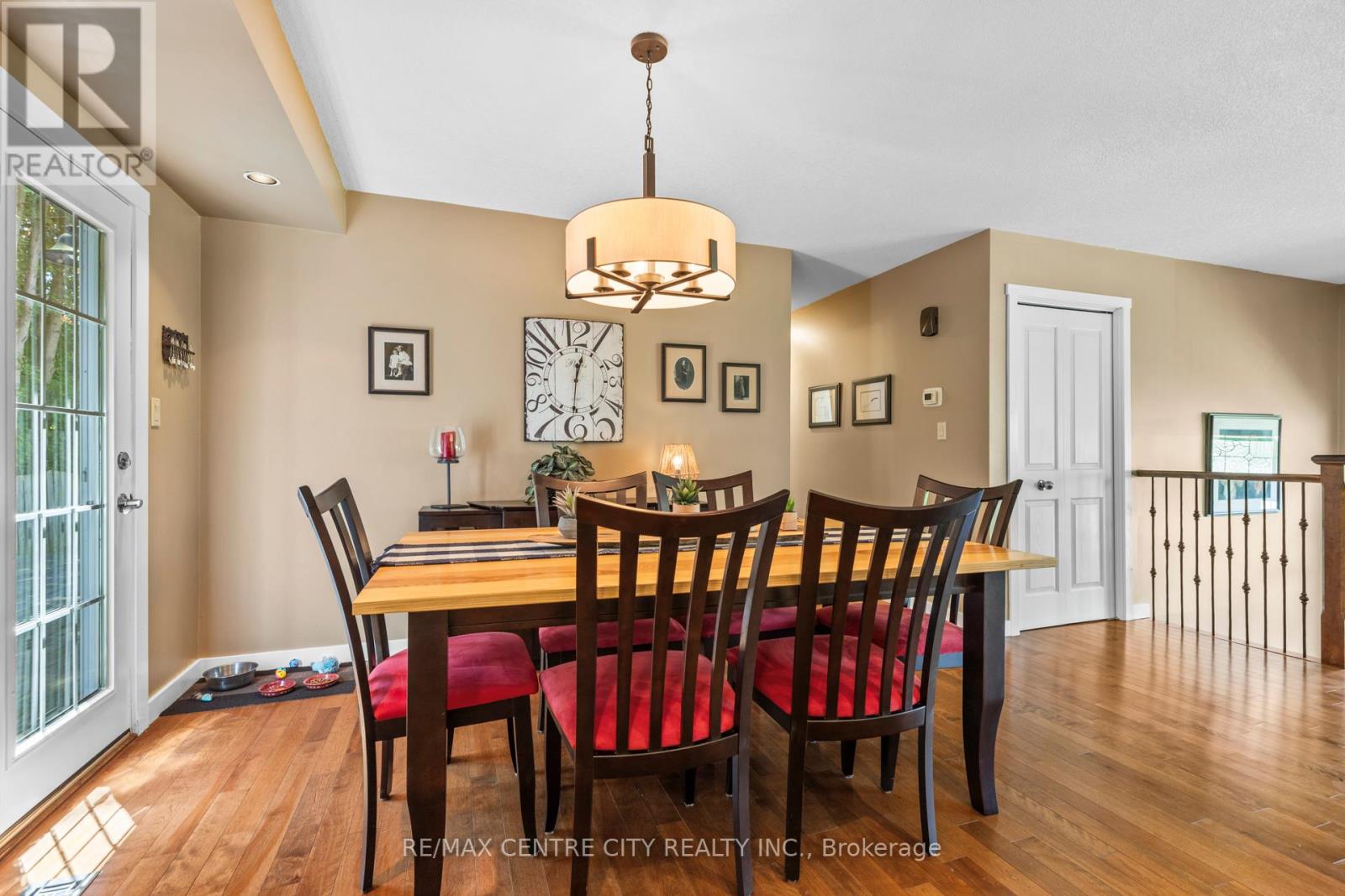 4500 East Road E, Central Elgin, Ontario  N5L 1A7 - Photo 8 - X12423316