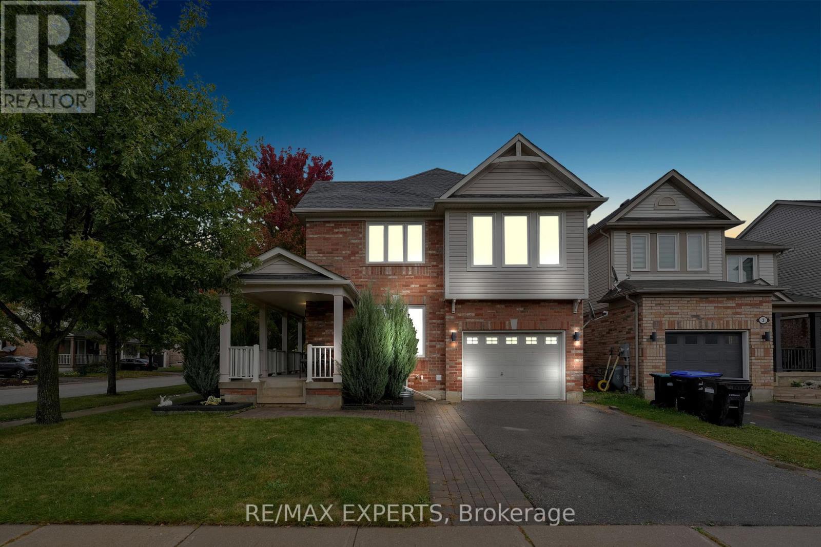 1 Nunn Crescent, New Tecumseth (Alliston), Ontario  L9R 0C6 - Photo 2 - N12423100