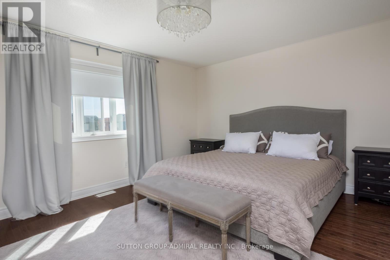 227 Canada Drive, Vaughan, Ontario  L4H 0K2 - Photo 16 - N12423158