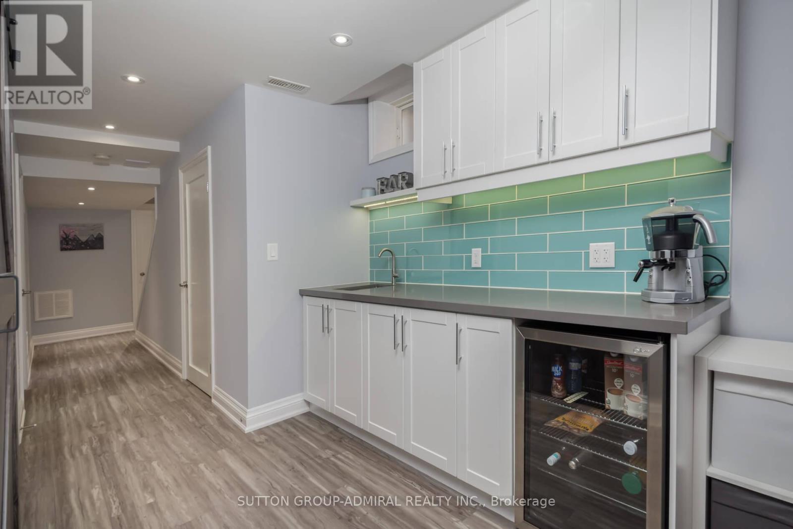 227 Canada Drive, Vaughan, Ontario  L4H 0K2 - Photo 24 - N12423158