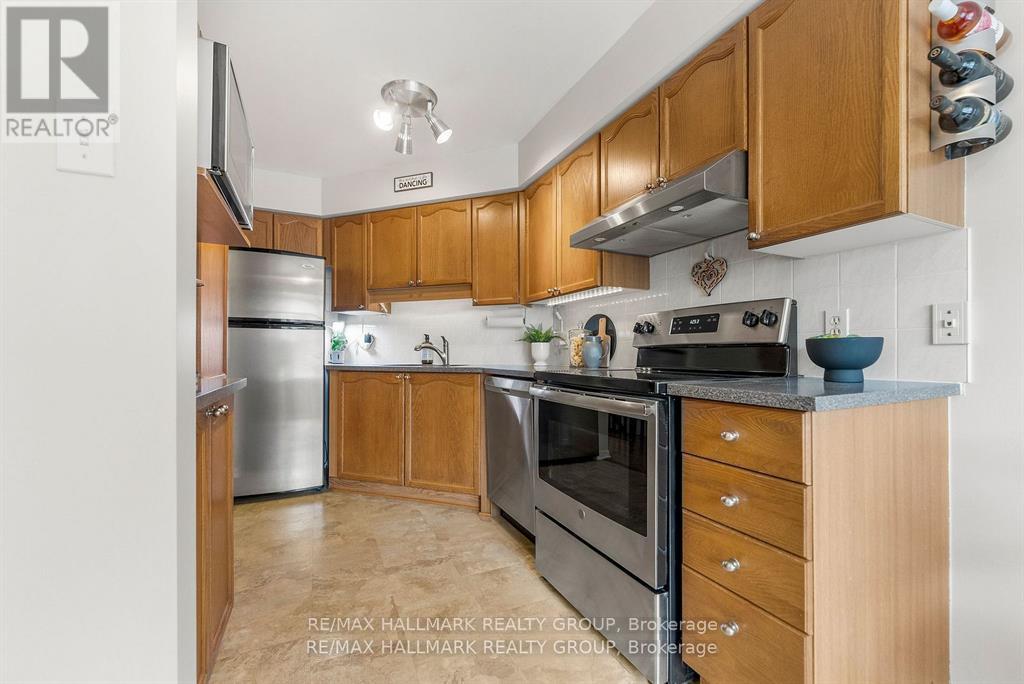 110h Centrepointe Drive, Ottawa, Ontario  K2G 6K3 - Photo 10 - X12423170