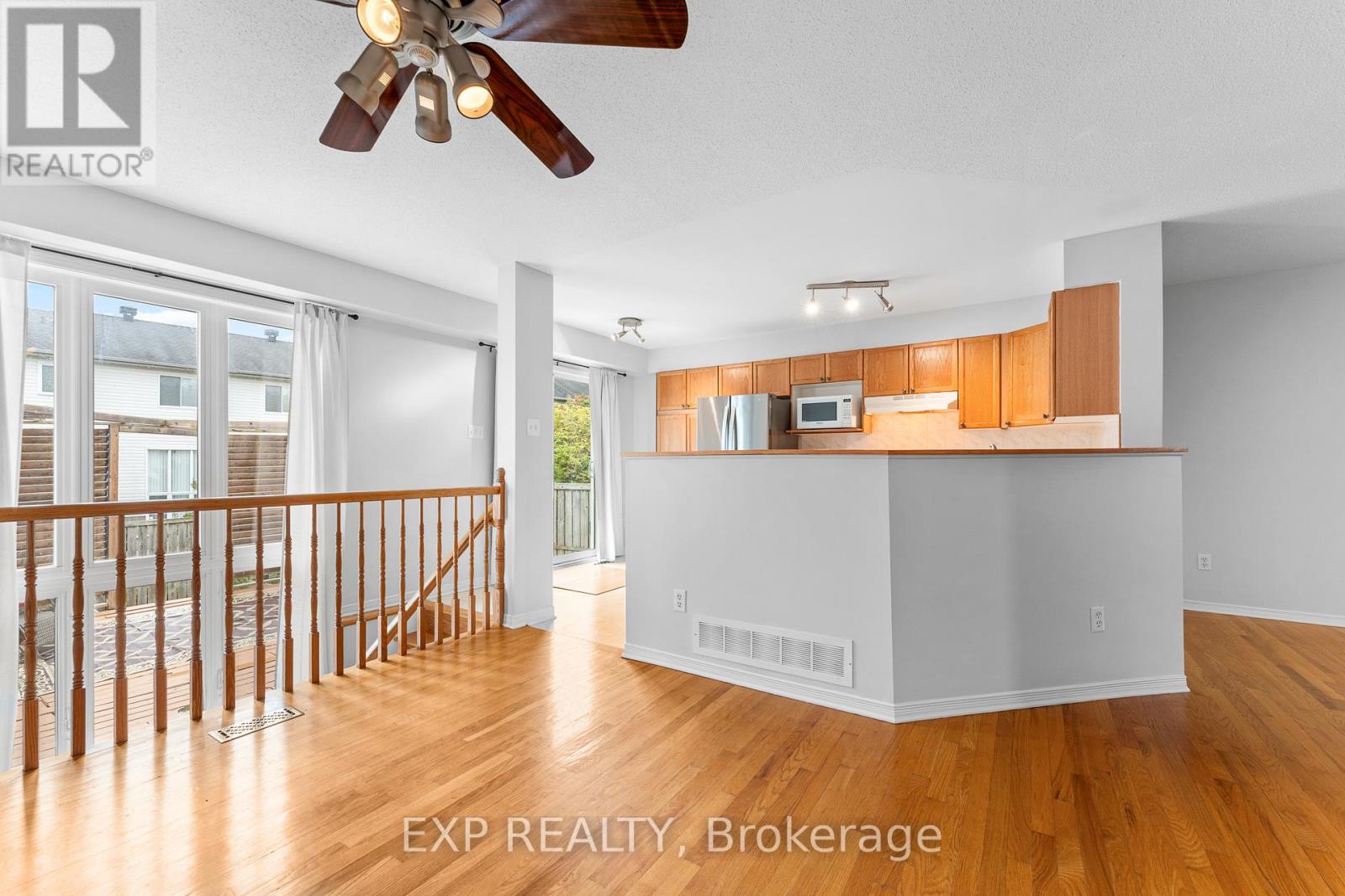 14 Drumso Street, Ottawa, Ontario  K1T 3Y2 - Photo 10 - X12423212