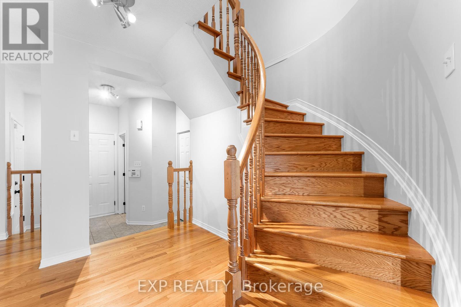 14 Drumso Street, Ottawa, Ontario  K1T 3Y2 - Photo 16 - X12423212