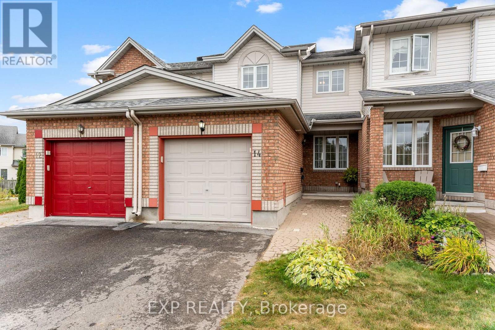 14 Drumso Street, Ottawa, Ontario  K1T 3Y2 - Photo 2 - X12423212