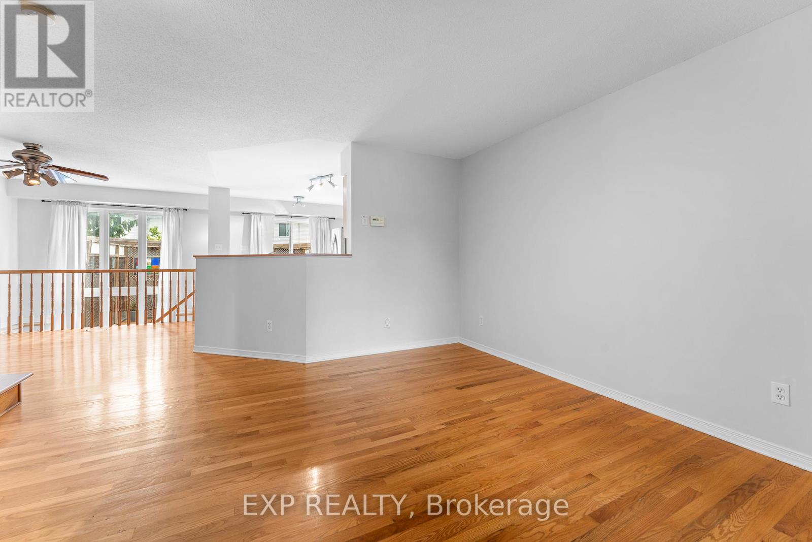 14 Drumso Street, Ottawa, Ontario  K1T 3Y2 - Photo 8 - X12423212
