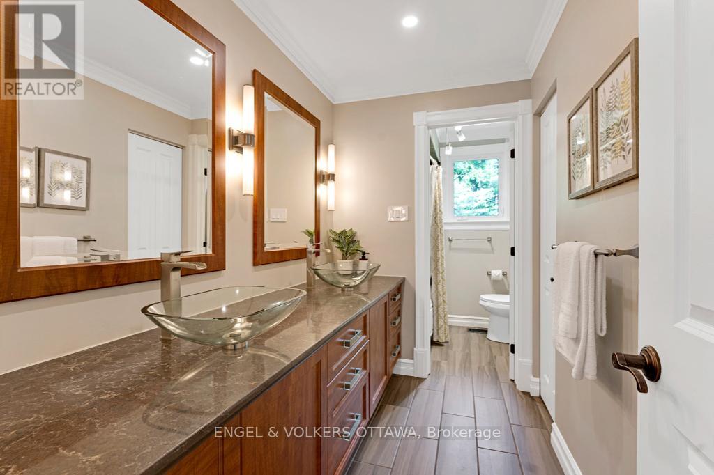 656 Spruce Ridge Road, Ottawa, Ontario  K0A 1L0 - Photo 20 - X12423227